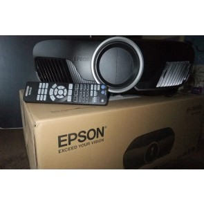 Epson TW9400 LCD Video Projector