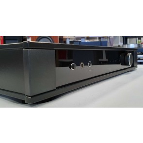 Rega Elex Mk 4 ... newest version of iconic amplifier